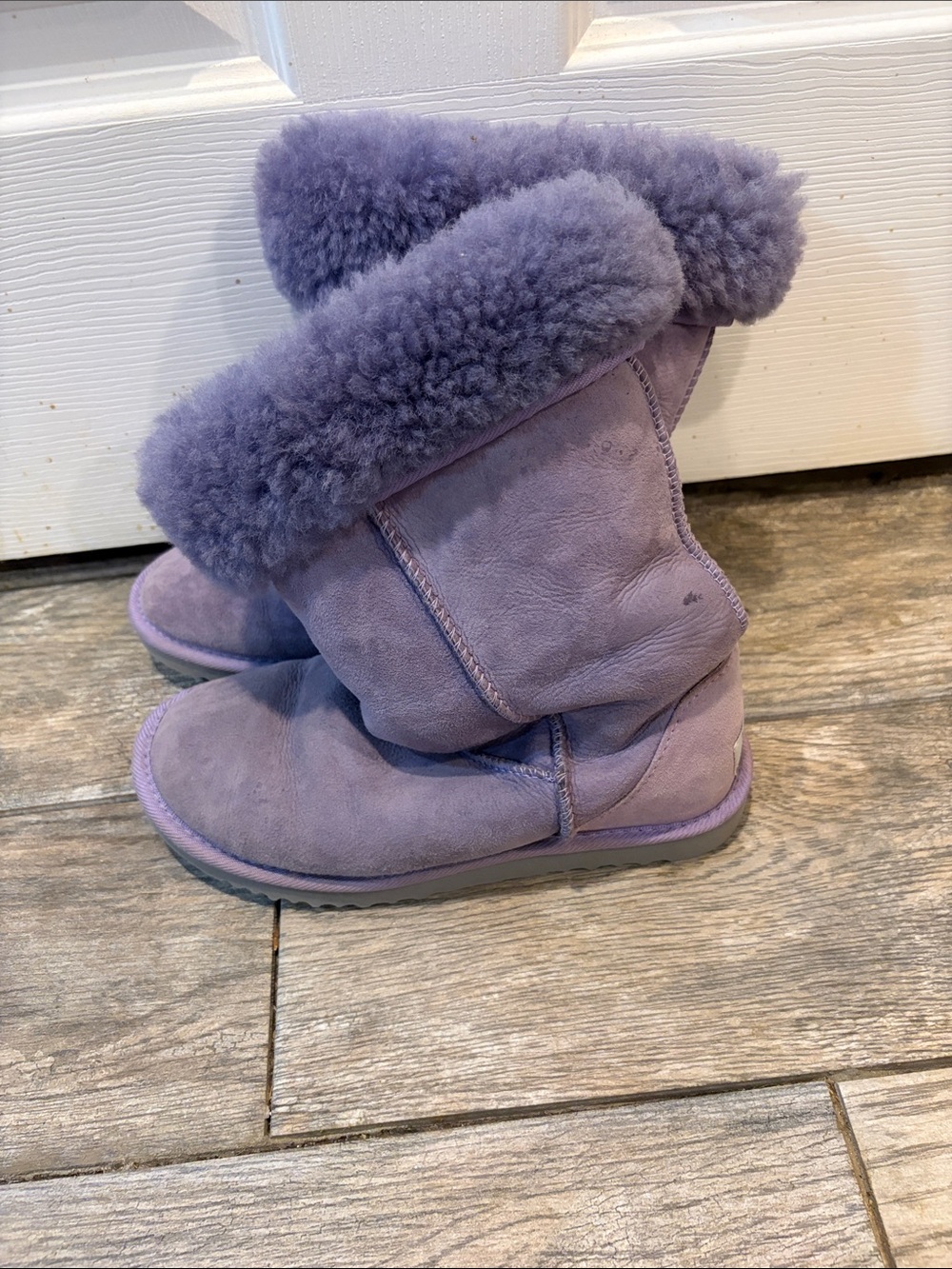 UGG Lavender Sheepskin Classic Tall Fold-Over Boots Women’s size 6